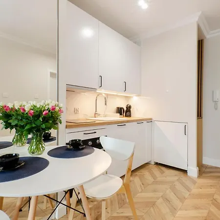 Apartament Sky Home- Blue -manufaktura, Bezpłatny Parking, Klima, Dostęp Na Kod